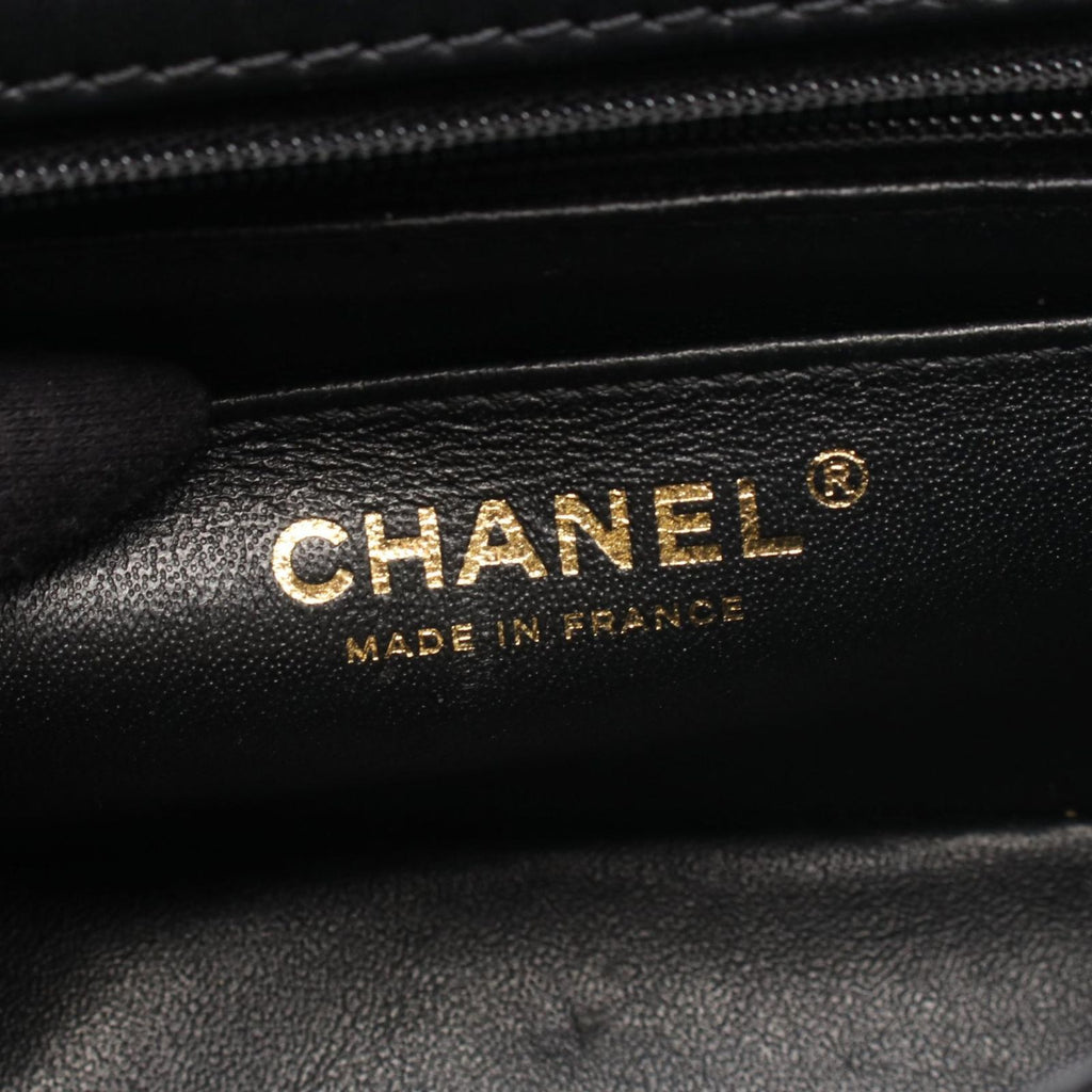 Chanel Shoulder Bag 2.55 Black Lambskin Mademoiselle Mini Chain — view 4