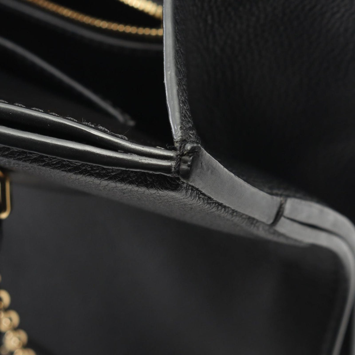 Louis Vuitton Handbag Roulis MM Noir Leather — view 7