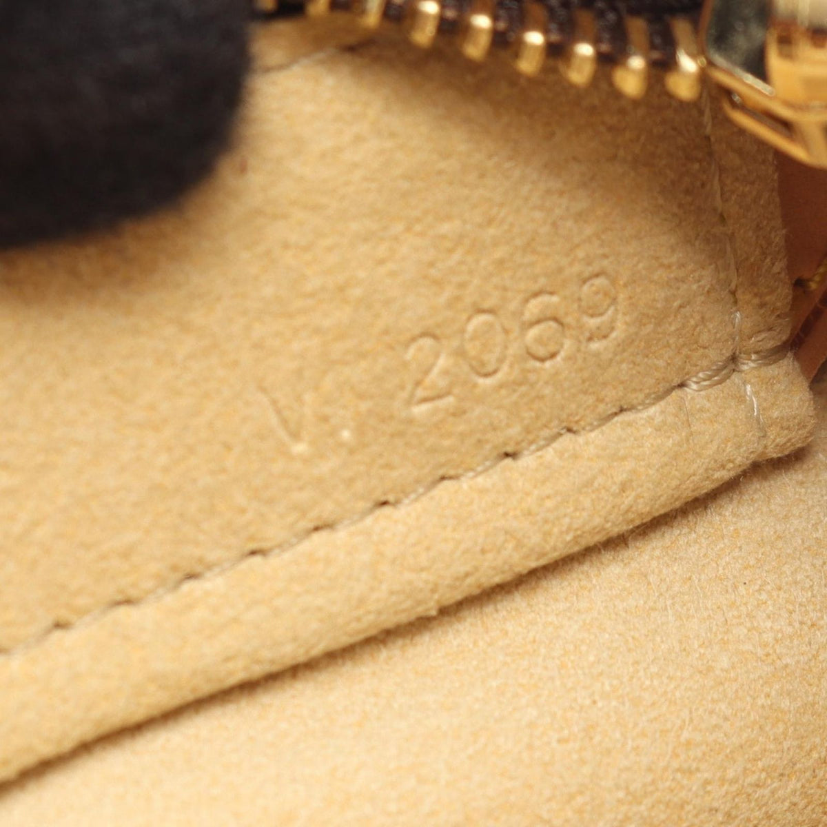 Louis Vuitton Shoulder Bag Boetie MM Canvas Leather — view 5