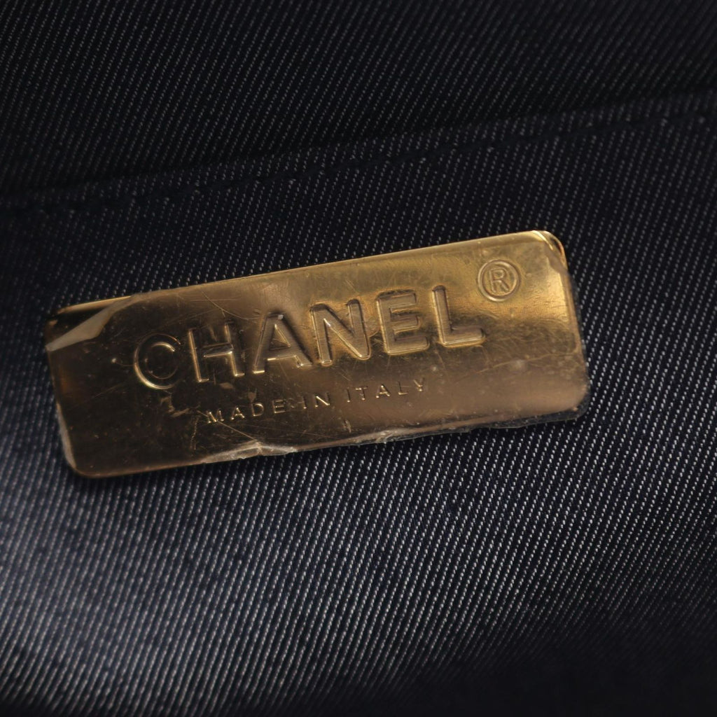 Chanel Shoulder Bag CC Logo Black Lambskin CC Mini — view 4