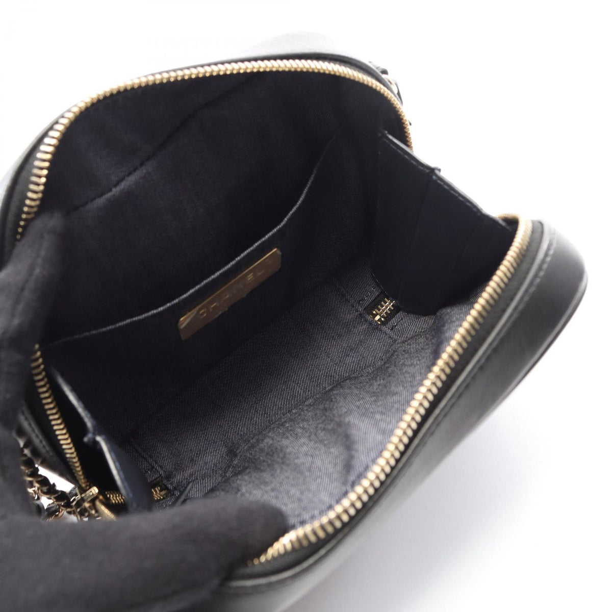 Chanel Shoulder Bag CC Logo Black Lambskin CC Mini — view 3