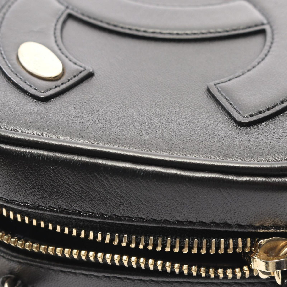 Chanel Shoulder Bag CC Logo Black Lambskin CC Mini — view 6