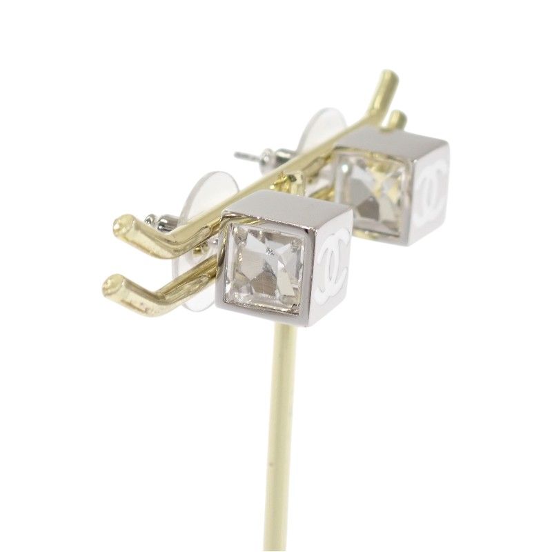 Chanel CC Cube Square Earrings Both Ears Stud Metal Crystal Clear Strass Silver — view 2