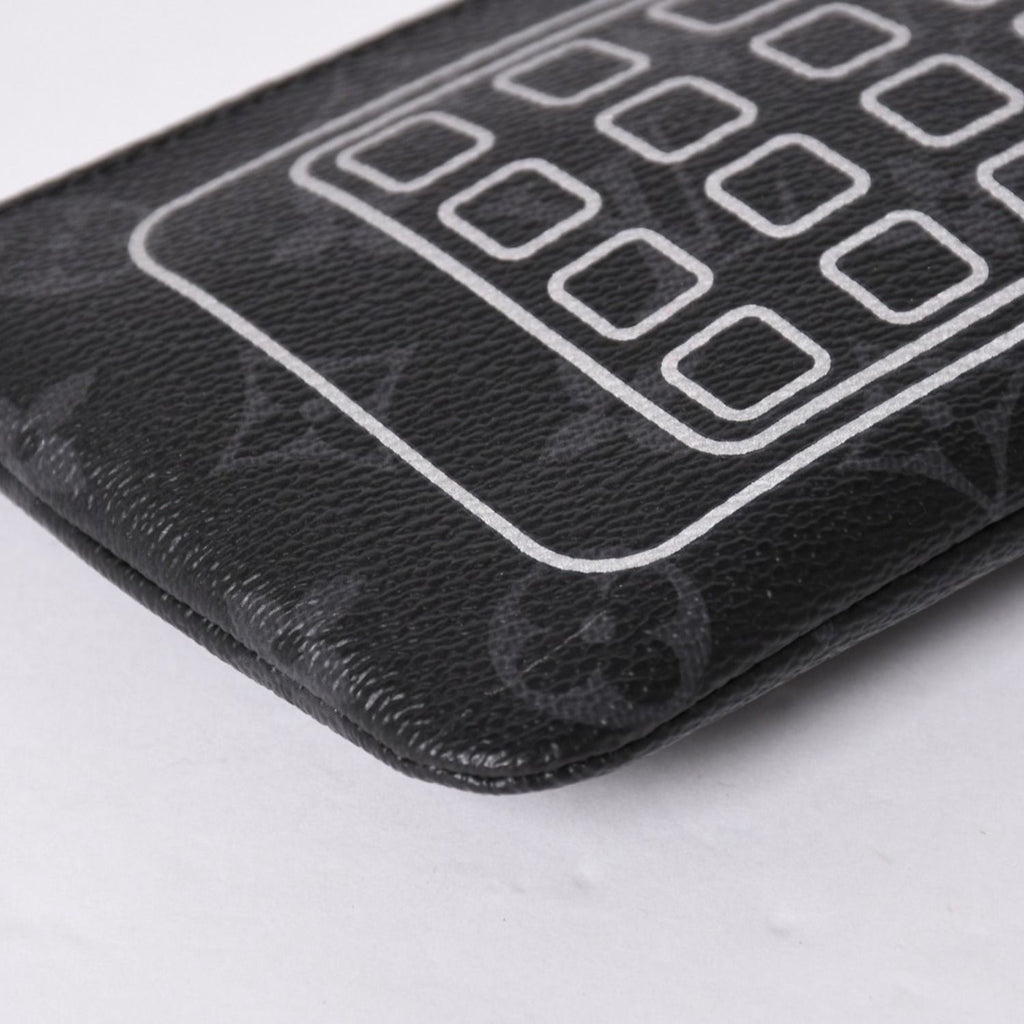Louis Vuitton iPad Case Tablet Fragment Pouch Collaboration Hiroshi Fujiwara — view 8