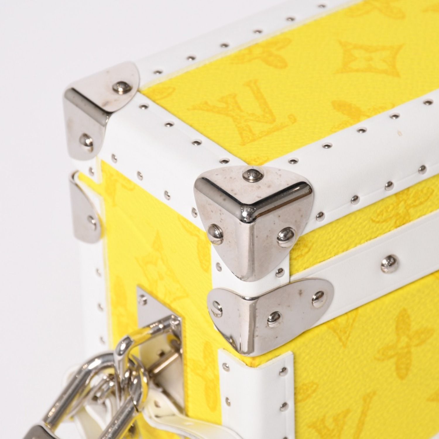 Louis Vuitton Monogram Virgil Abloh Logo Clutch Box Trunk Yellow — view 6
