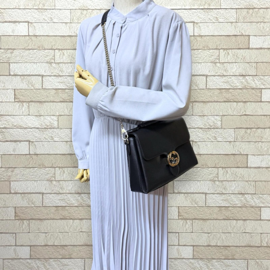 Gucci Interlocking Shoulder Bag Leather Black — view 2