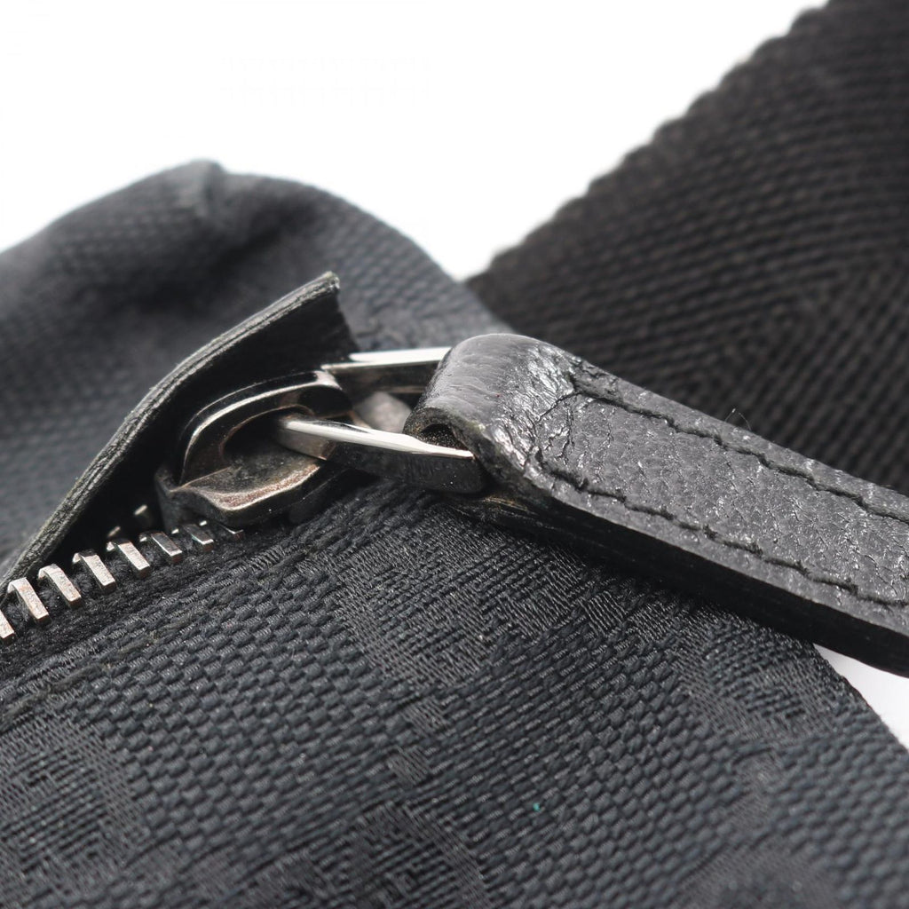 Gucci Waist Bag GG Canvas Black — view 9