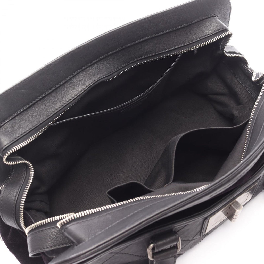 Chanel Boston Bag 2.55 Quilted Black Leather — view 3