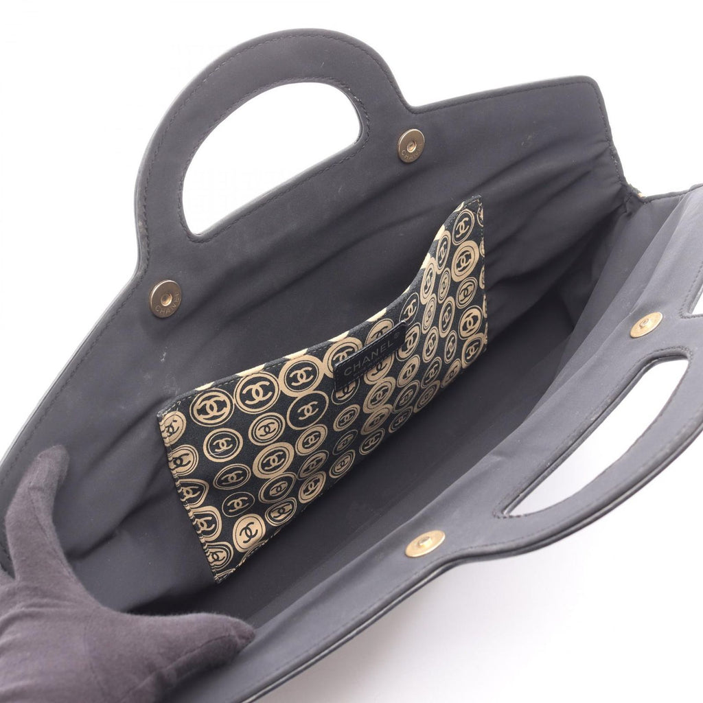 Chanel Handbag Black Beige Leather CC Logo — view 3
