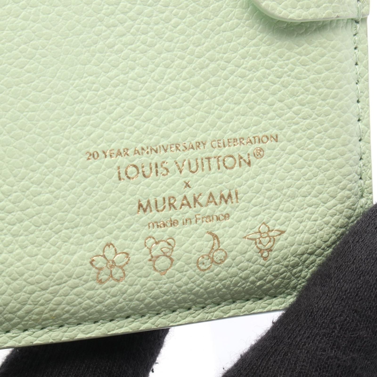 Louis Vuitton Bifold Wallet LV TM Portefeuille Lisa Monogram Empreinte Green — view 5