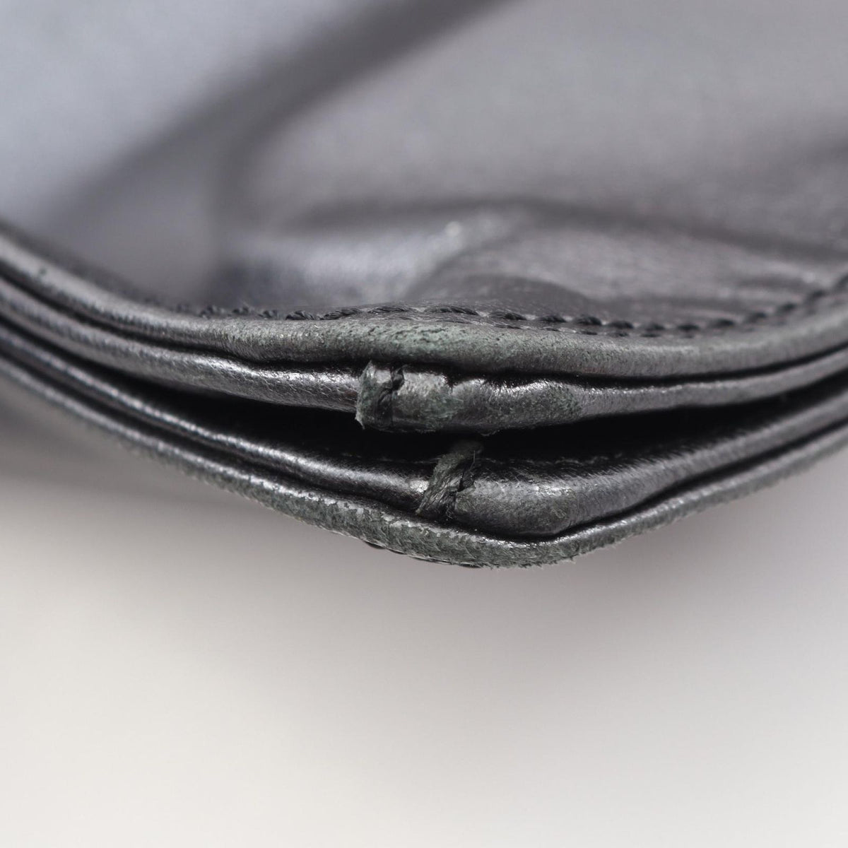 Chanel Shoulder Bag Metallic Gray Leather — view 8