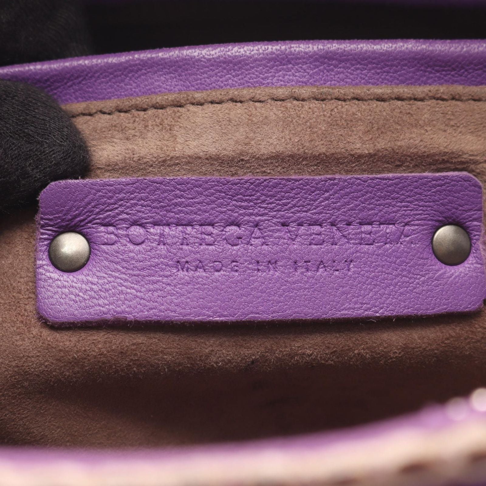 Bottega Veneta Shoulder Bag Intrecciato Purple Leather Exotic Cles — view 4