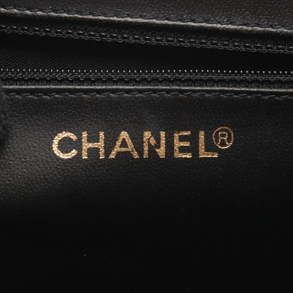 Chanel Handbag Bicolor CC Logo with Mirror 2-Way Black Lambskin Vanity Bag — view 4