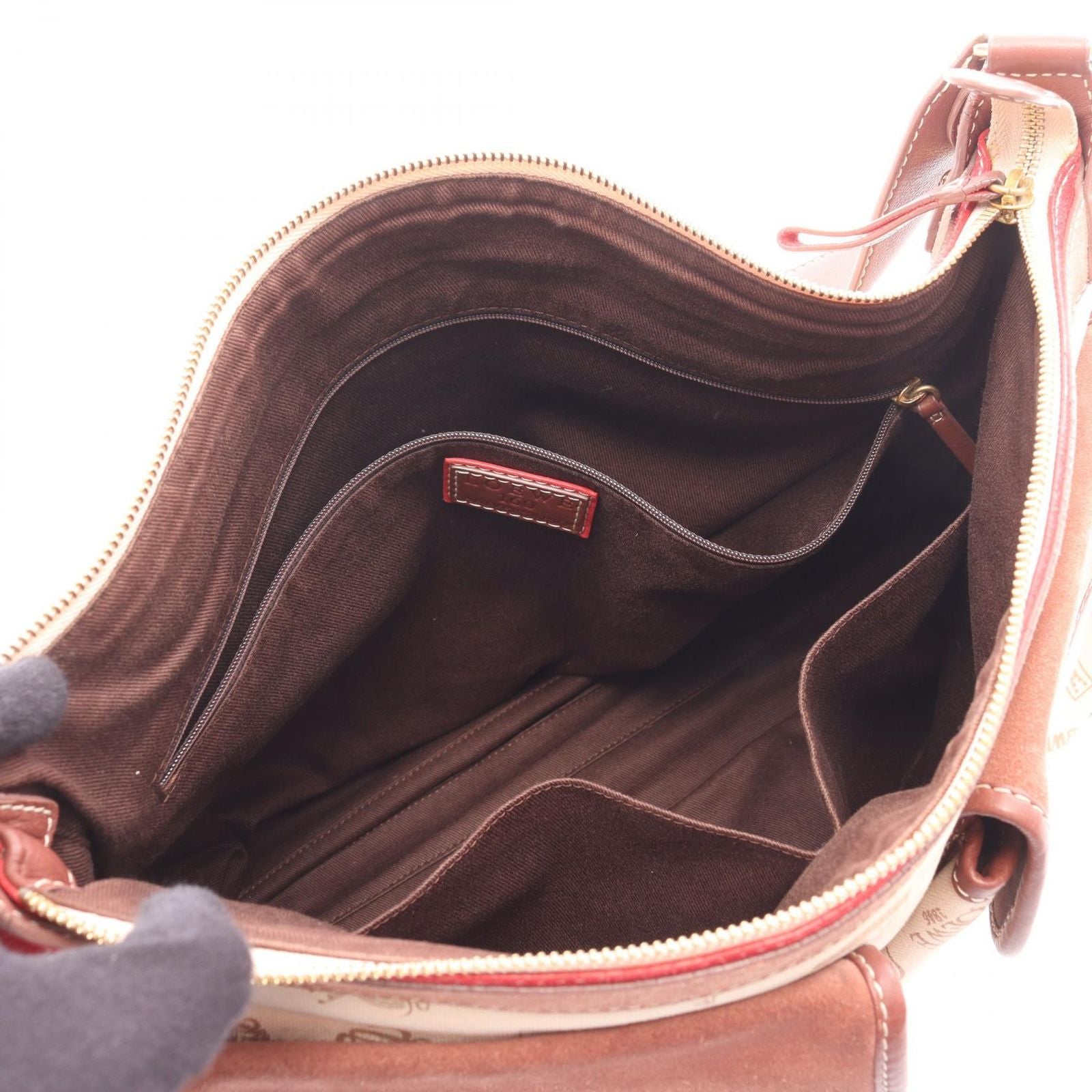 Loewe Shoulder Bag Anniversary Beige Canvas Suede — view 3