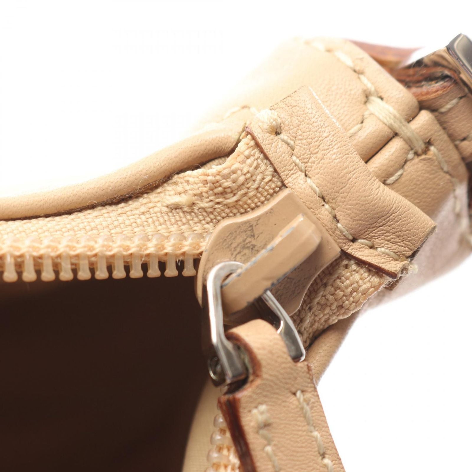 Gucci Handbag Bamboo Beige Leather Hand — view 6