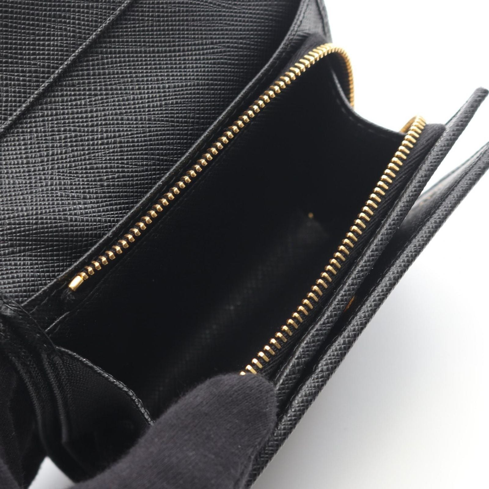 Prada Trifold Wallet Saffiano Metal Black Leather — view 4