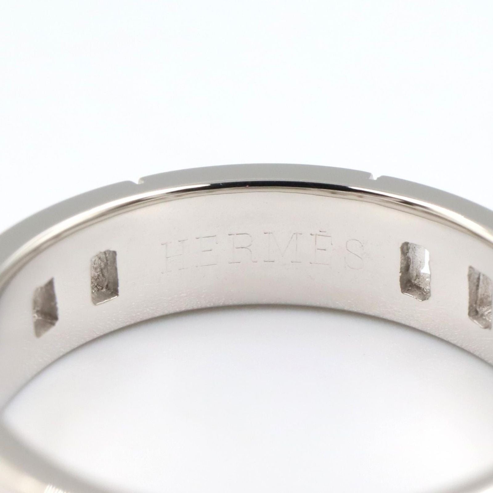 Hermes Ring 18k White Gold