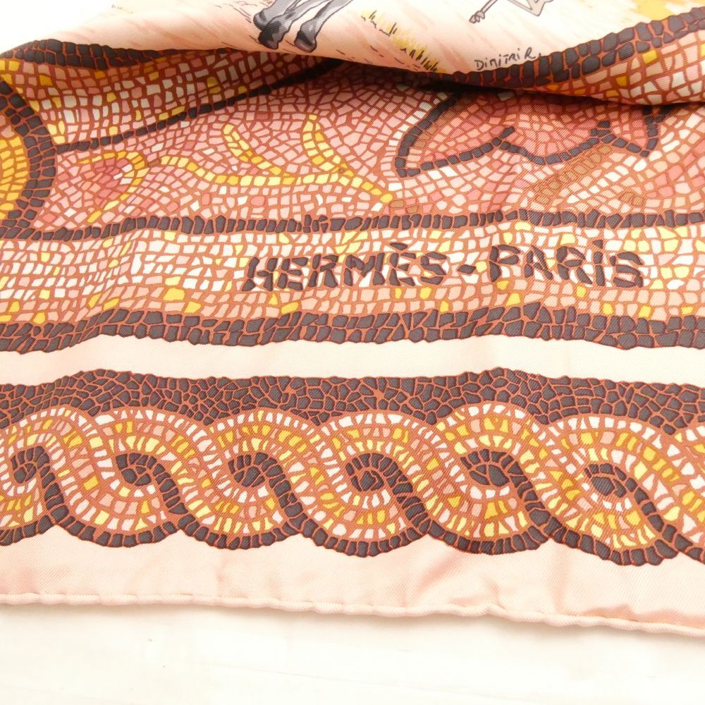 Hermes Carre 90 Sous le Cedre Under the Himalayan Cedar Silk Scarf 100% Large — view 4