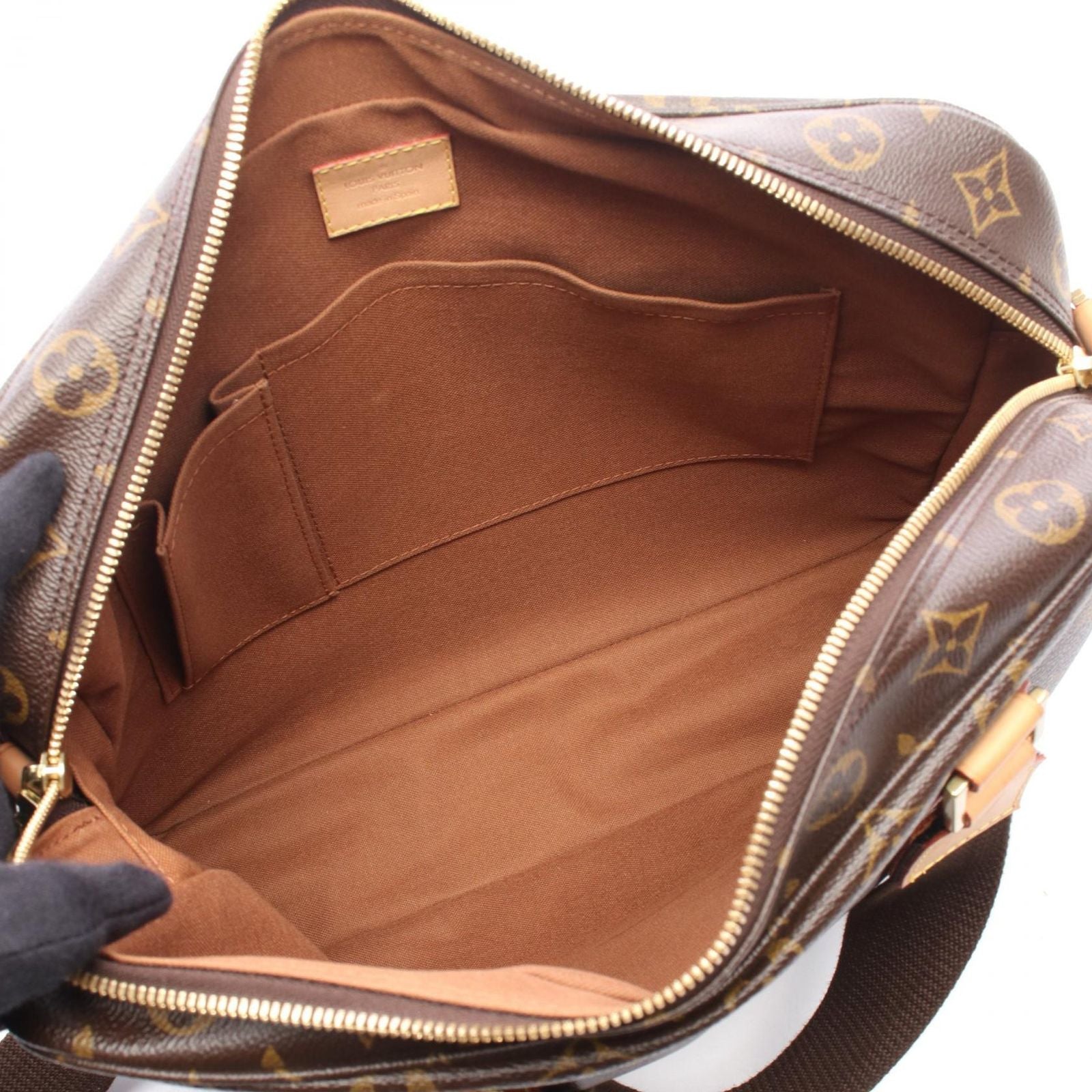 Louis Vuitton Handbag Sac Monogram Canvas Leather Sac Bosfour — view 3