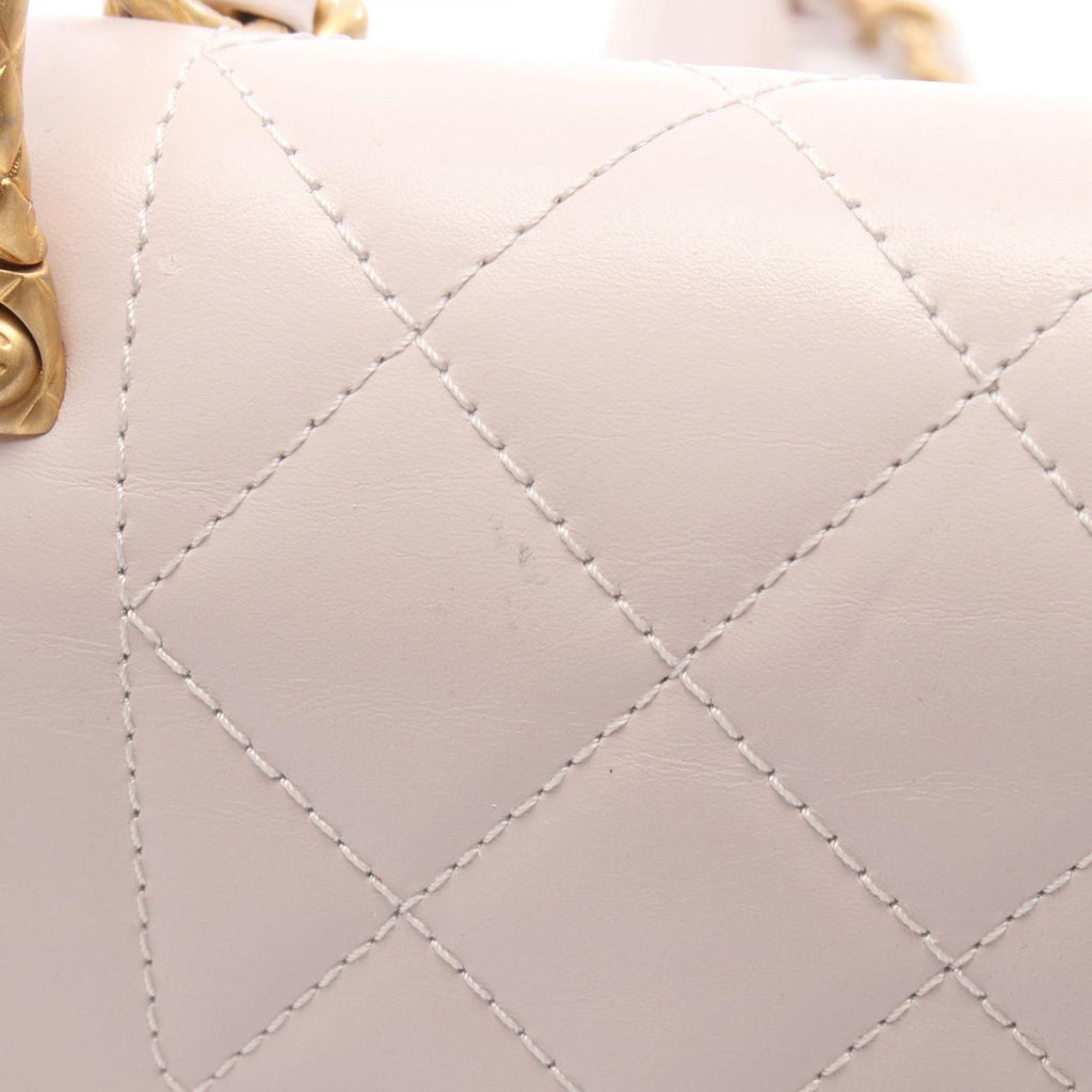 Chanel Shoulder Bag Quilted Pink Gray Leather Chain — view 8