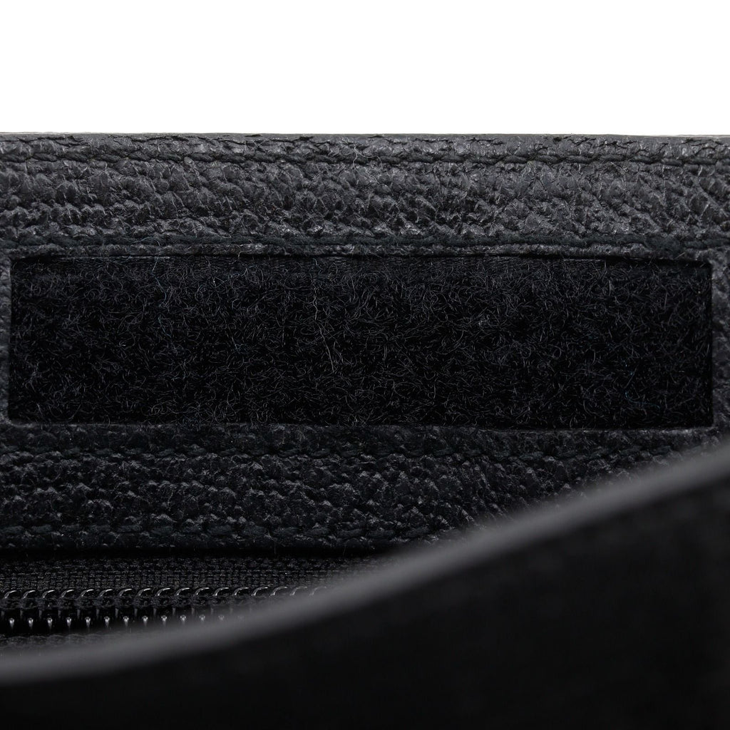 Gucci GG Canvas Black Shoulder Bag — view 7