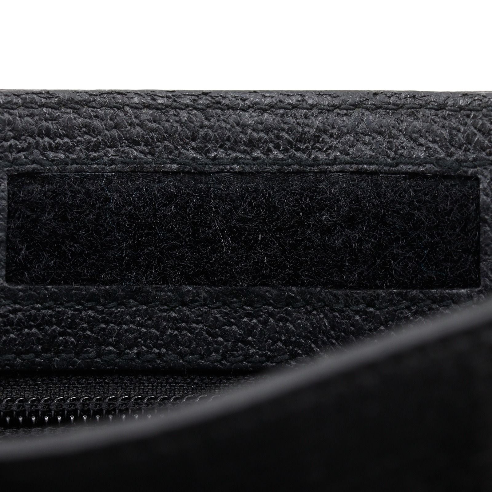 Gucci GG Canvas Black Shoulder Bag — view 7