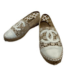 Chanel Sandals yu White CC Logo