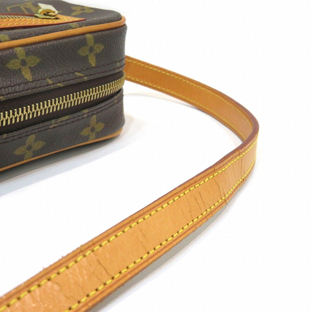 Louis Vuitton Pochette Cite Monogram Shoulder Bag Canvas — view 7