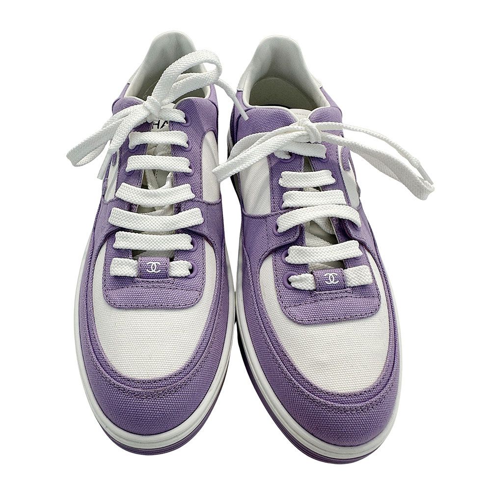 Chanel Sneakers Canvas Purple CC Logo — view 2