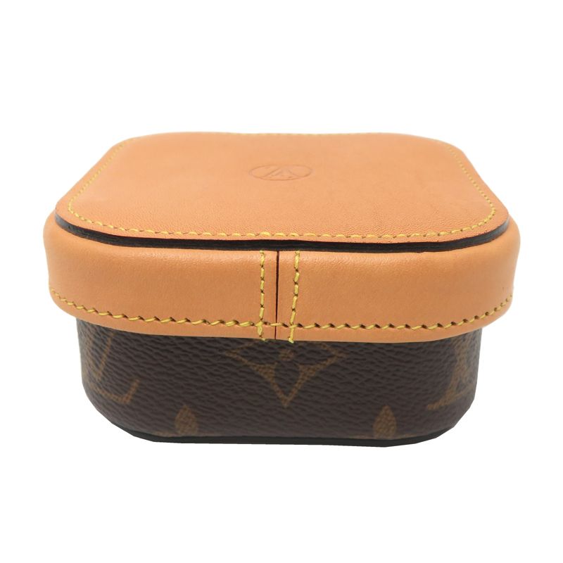 Louis Vuitton Shoulder Bag — view 2
