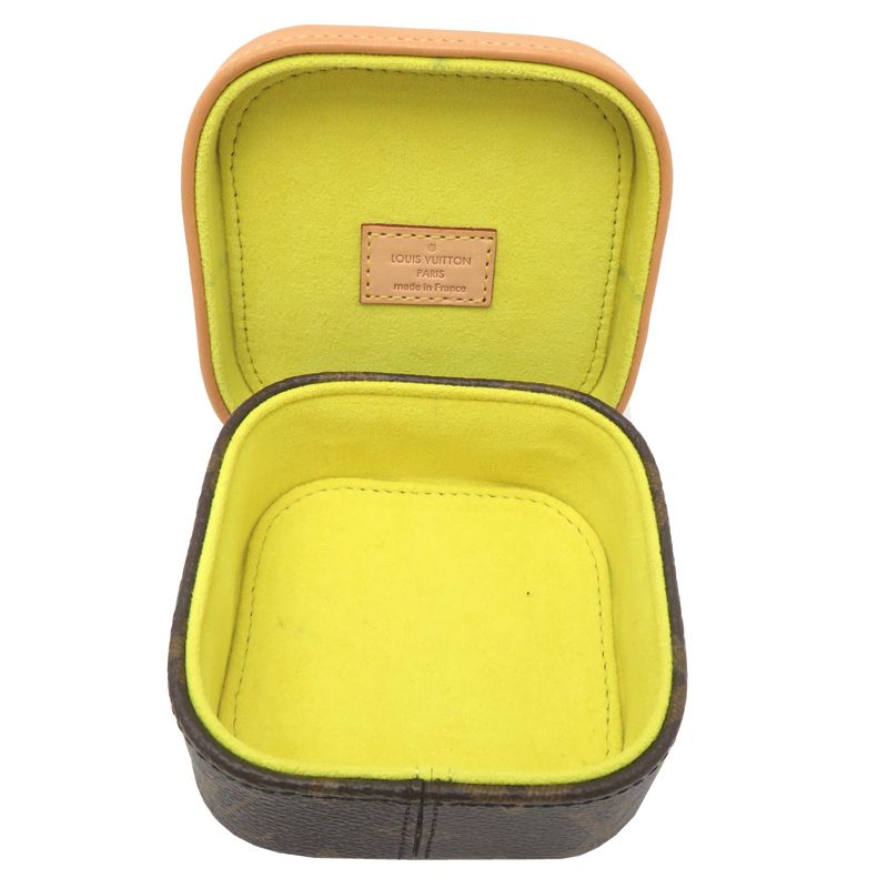 Louis Vuitton Shoulder Bag — view 5