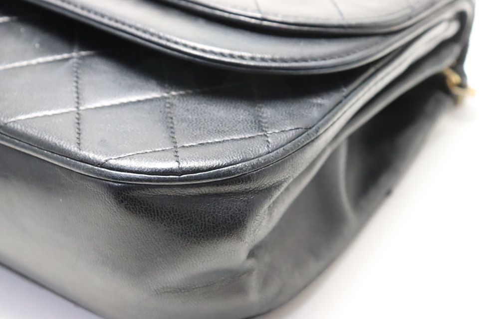 Chanel Stand Quilted GD Leather Che Handbag — view 4