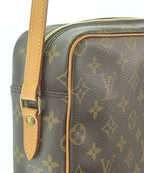 Louis Vuitton Shoulder Bag — view 8