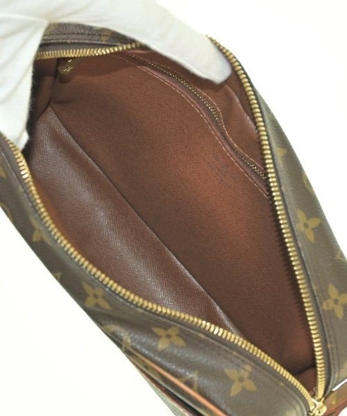 Louis Vuitton Shoulder Bag — view 4