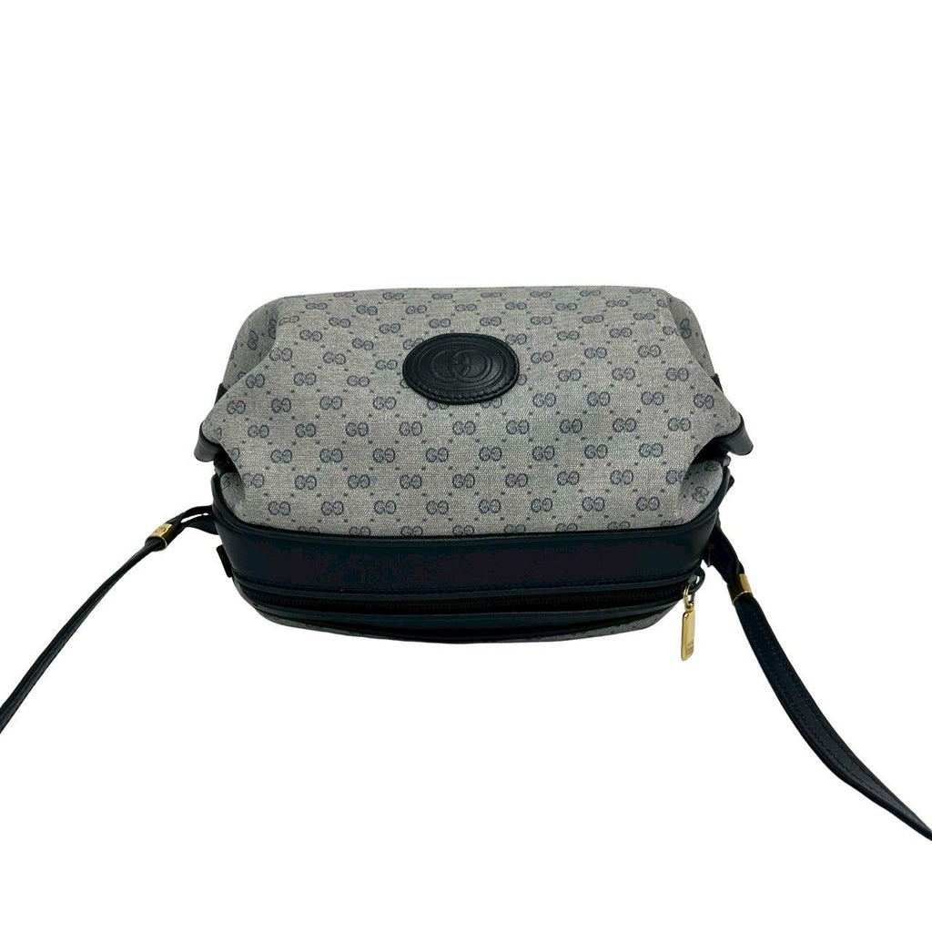 Gucci Vintage Micro GG Logo Leather Mini Shoulder Bag Pochette Navy — view 4