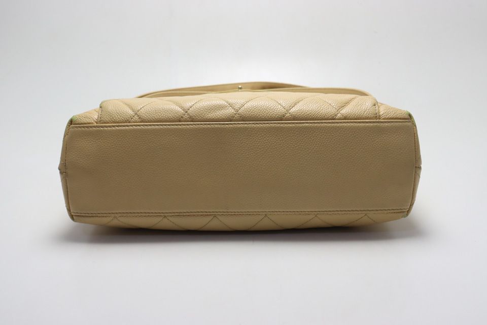 Chanel Stand Quilted Caviar Leather GD Che Handbag — view 3