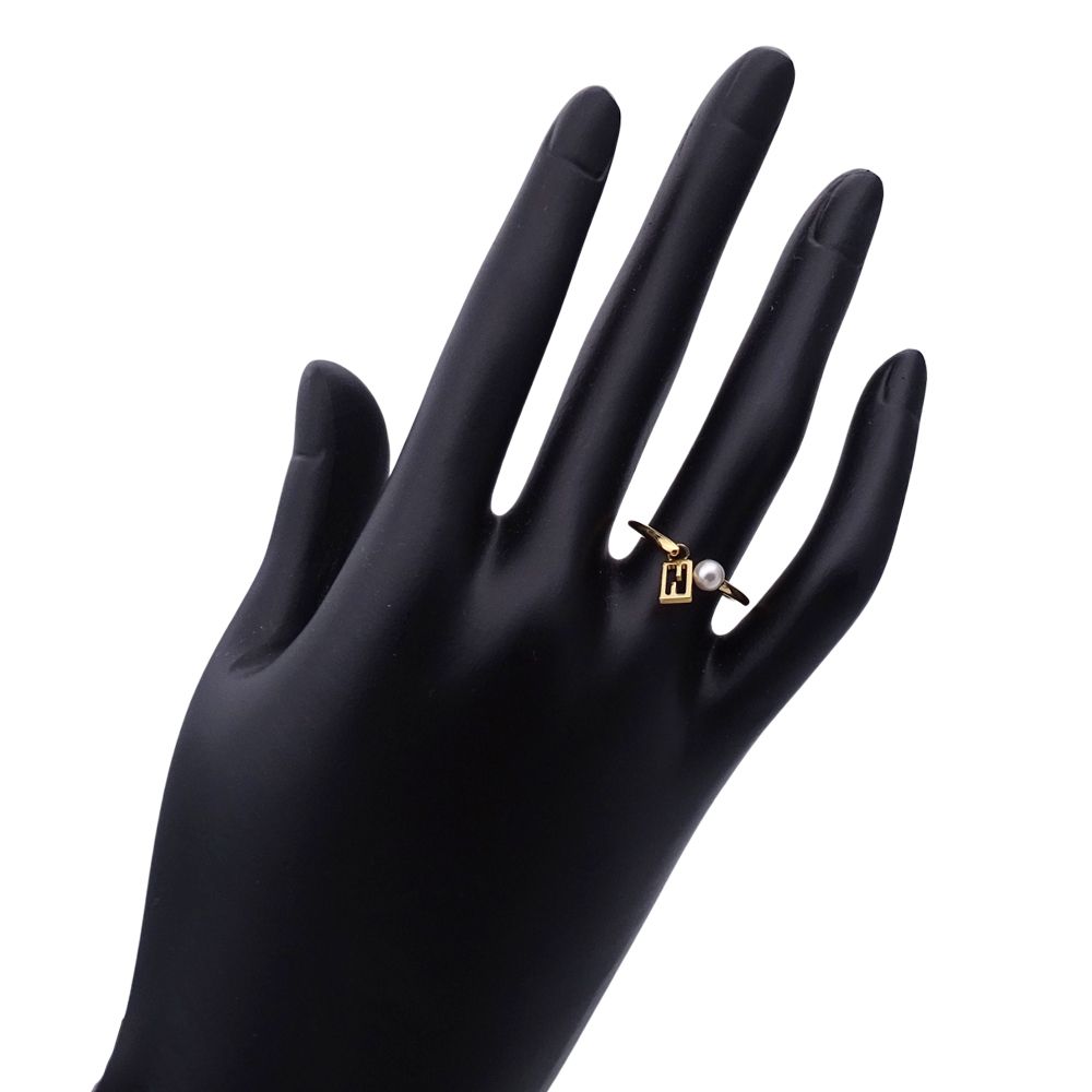 Fendi Ring Metal Pearl Gold