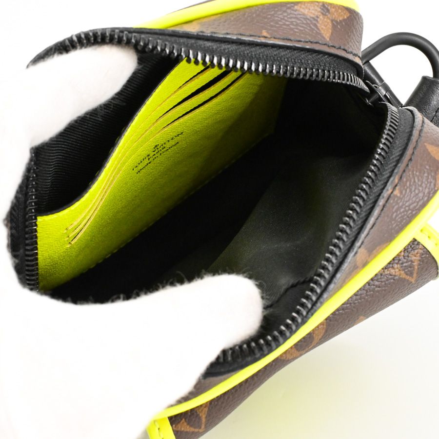 Louis Vuitton Shoulder Bag Christopher Wearable Wallet — view 4