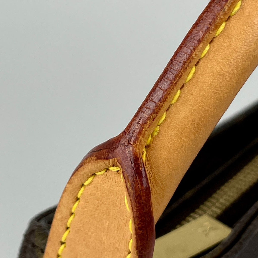 Louis Vuitton Looping MM Shoulder Bag Monogram Brown — view 5