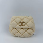 Chanel CC Logo Bubble Quilt Chain Shoulder Bag Crossbody Cream Cotton Vintage — view 5