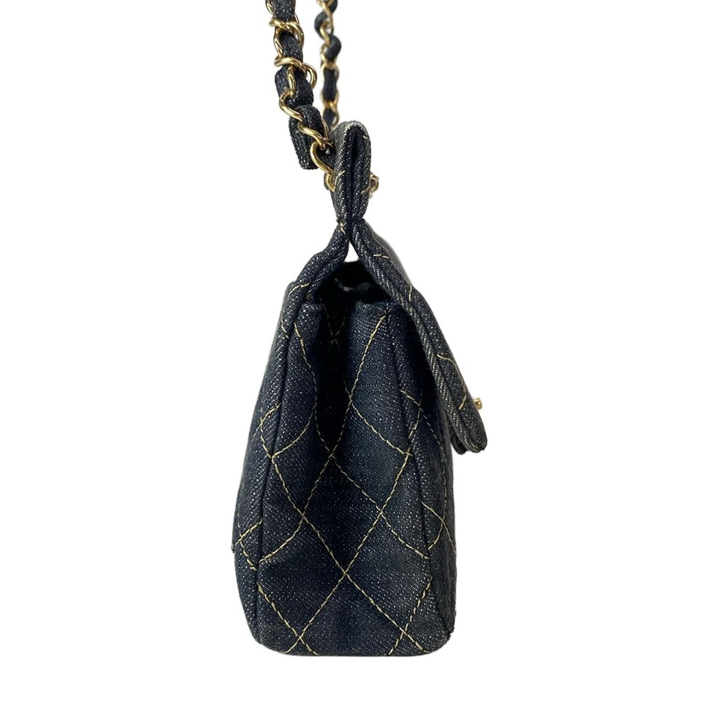 Chanel Shoulder Bag Quilted Navy Chain Gold Flap Turnlock — view 2