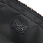 Louis Vuitton Taiga Llama Bum Bag Outdoor — view 9