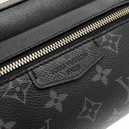 Louis Vuitton Taiga Llama Bum Bag Outdoor — view 6