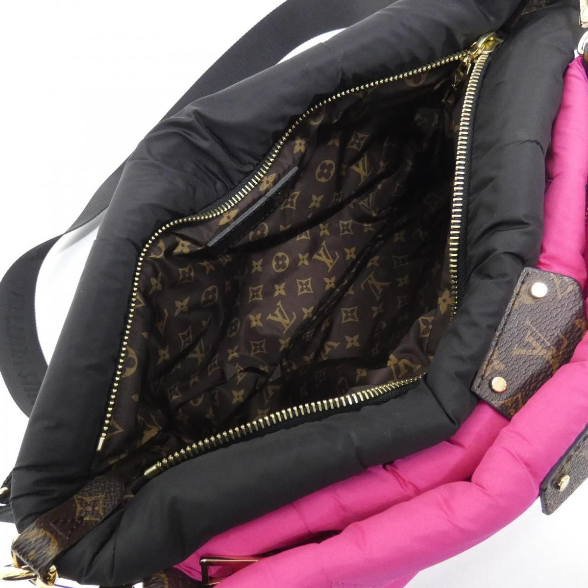 Louis Vuitton LV Pillow Maxi Multi Pochette Shoulder Bag — view 8