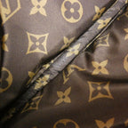 Louis Vuitton LV Pillow Maxi Multi Pochette Shoulder Bag — view 9