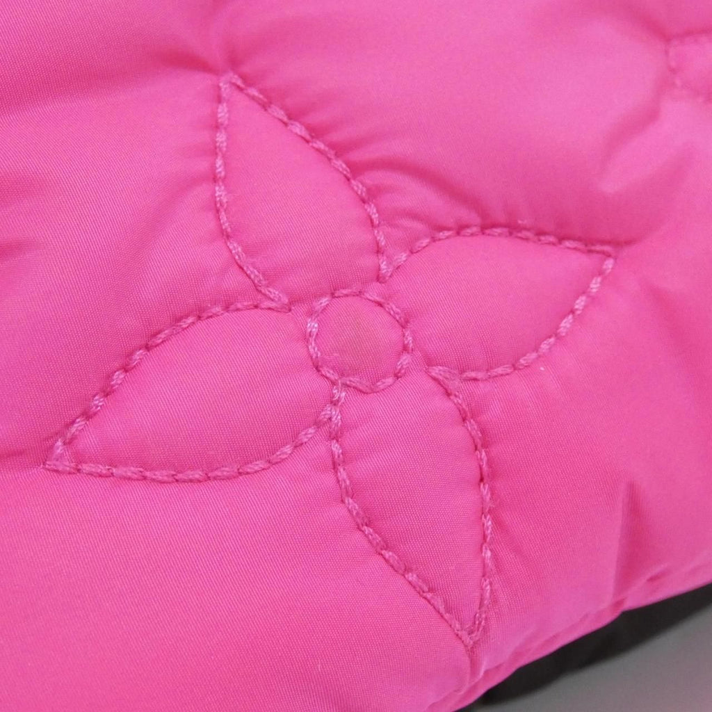 Louis Vuitton LV Pillow Maxi Multi Pochette Shoulder Bag — view 4