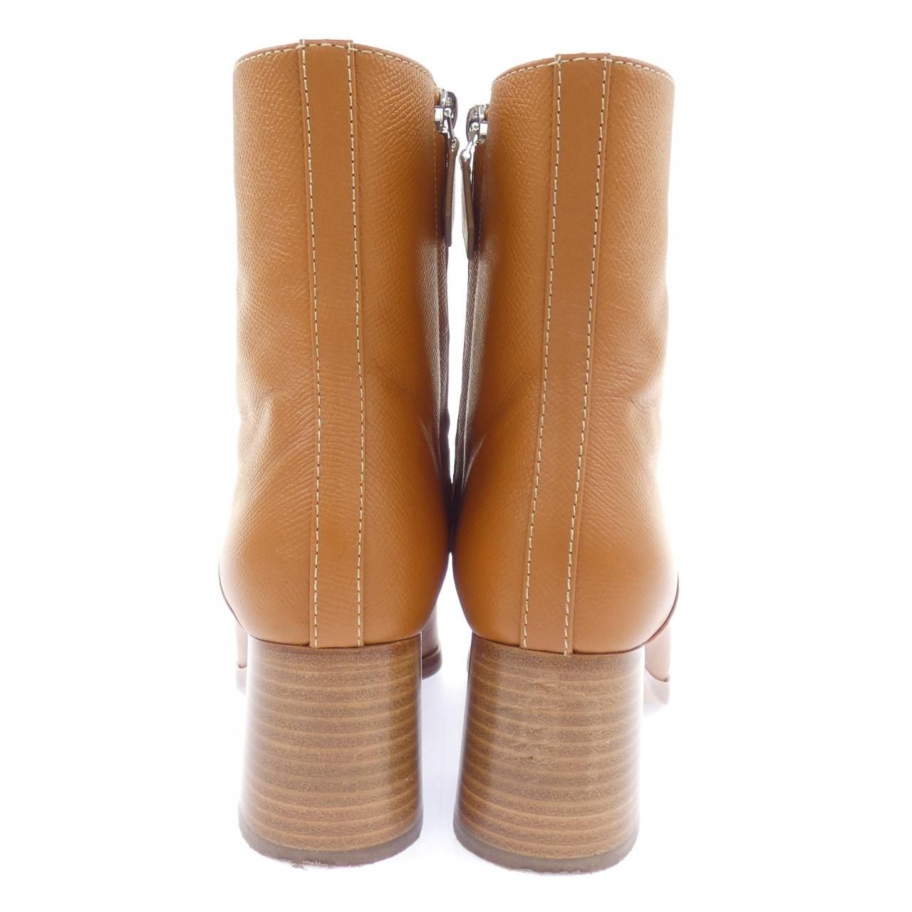 Hermes Flatteuse Cutout Detail Boots — view 5