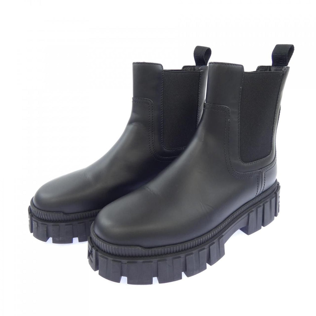 Fendi Boots Black — view 3