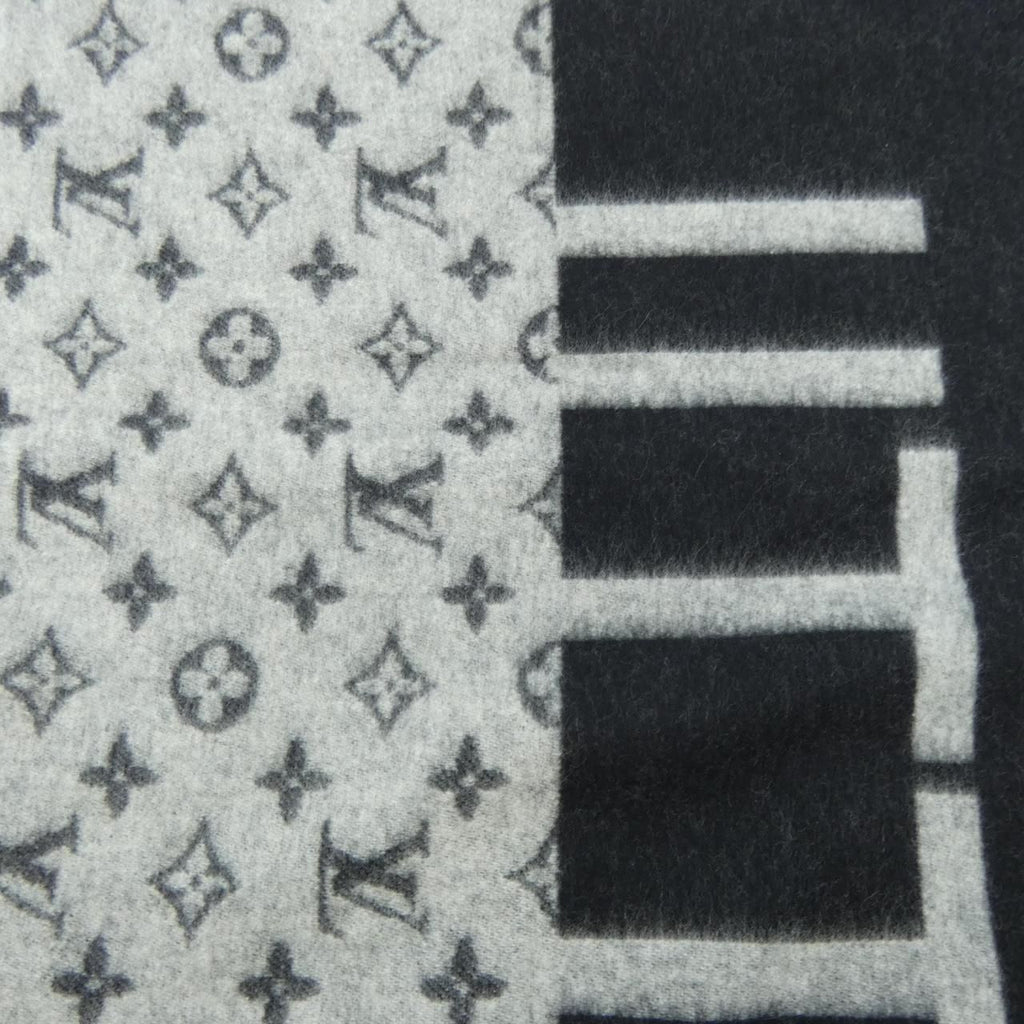 Louis Vuitton LV Split Scarf — view 4