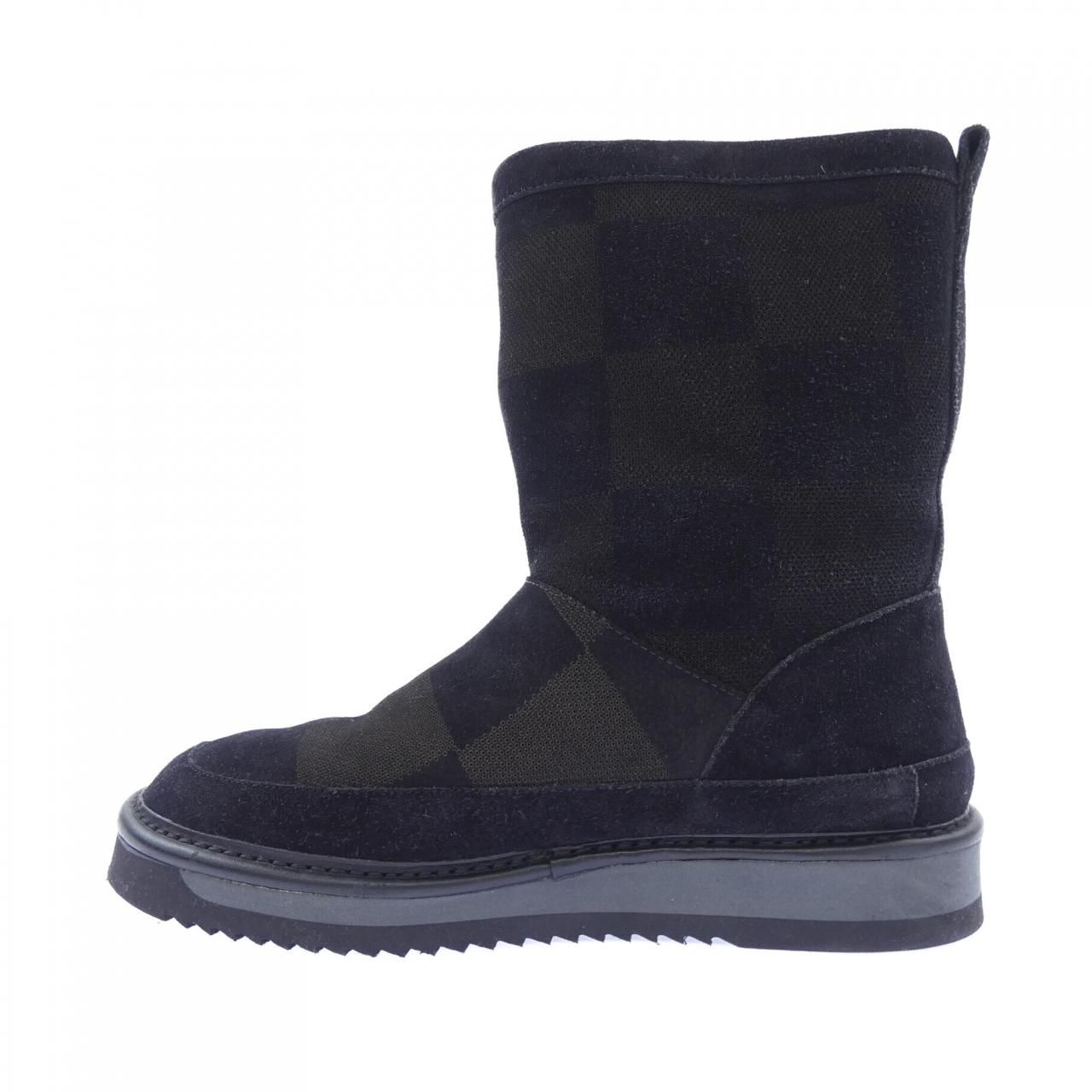 Louis Vuitton LV Cozy Line Boots — view 2